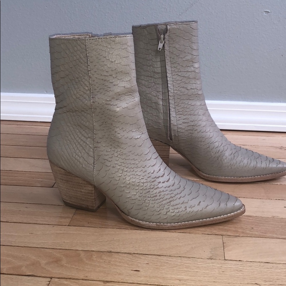 Matisse Caty Botties size 9
